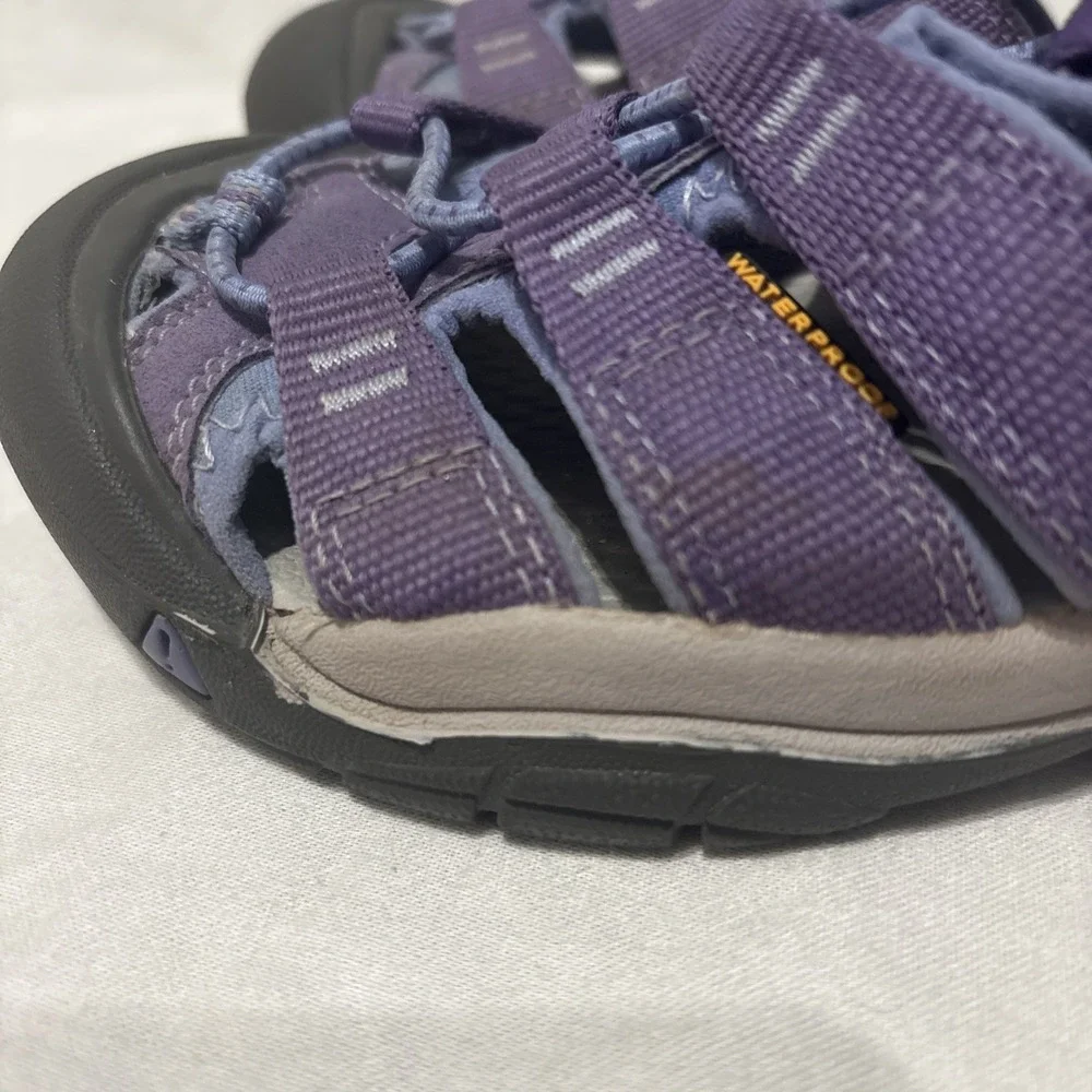 Keen Girls Size 2 Purple Newport Hiking Sandals Waterproof Washable 1014263
